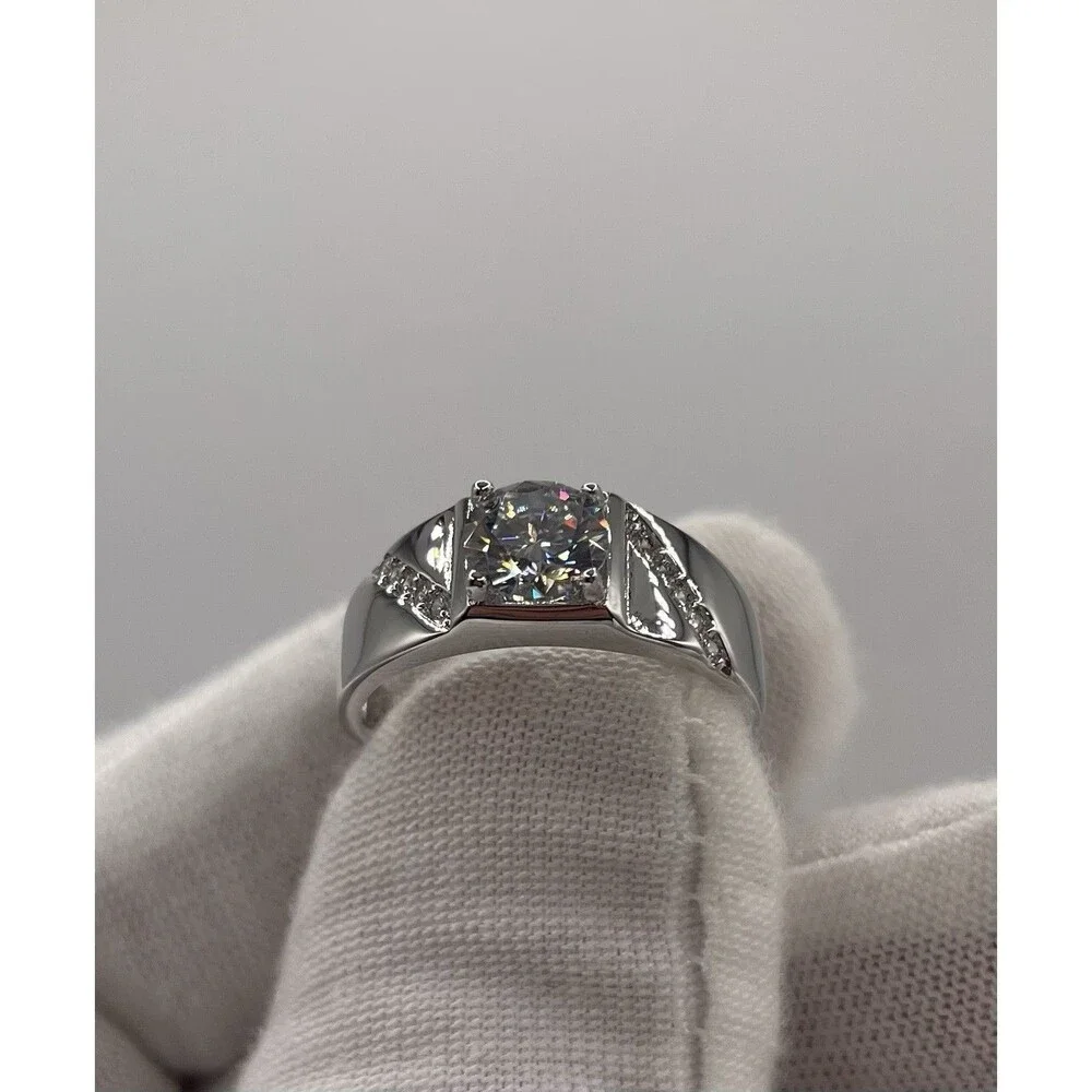 Unbranded men moissanite